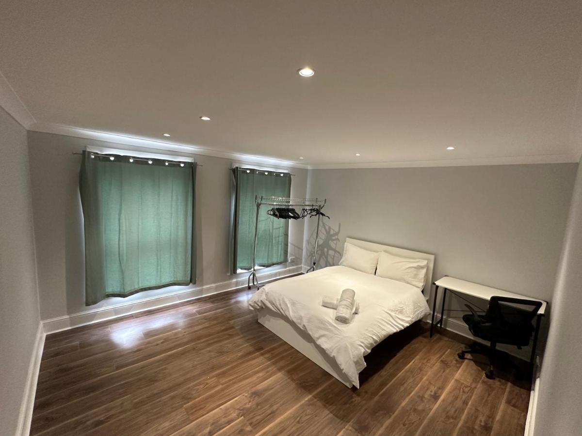 Liverpool Street Green Bedroom Лондон Экстерьер фото